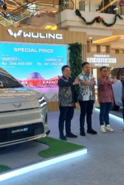 Wuling Darion Meluncur di Semarang, Perkuat Kehadiran MPV EV dan PHEV di Jawa Tengah