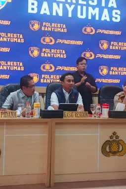 Skema Ponzi: Oknum Mantan Pegawai Bank Lakukan Penipuan Berkedok Investasi, Ditahan Polres Banyumas
