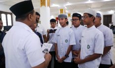Wagub Taj Yasin Berbagi Ilmu Kepemimpinan Kepada Santri, Butuh Riyadhah